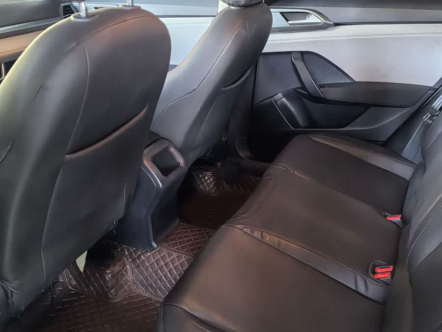 Volkswagen Tharu 2023 car image #9
