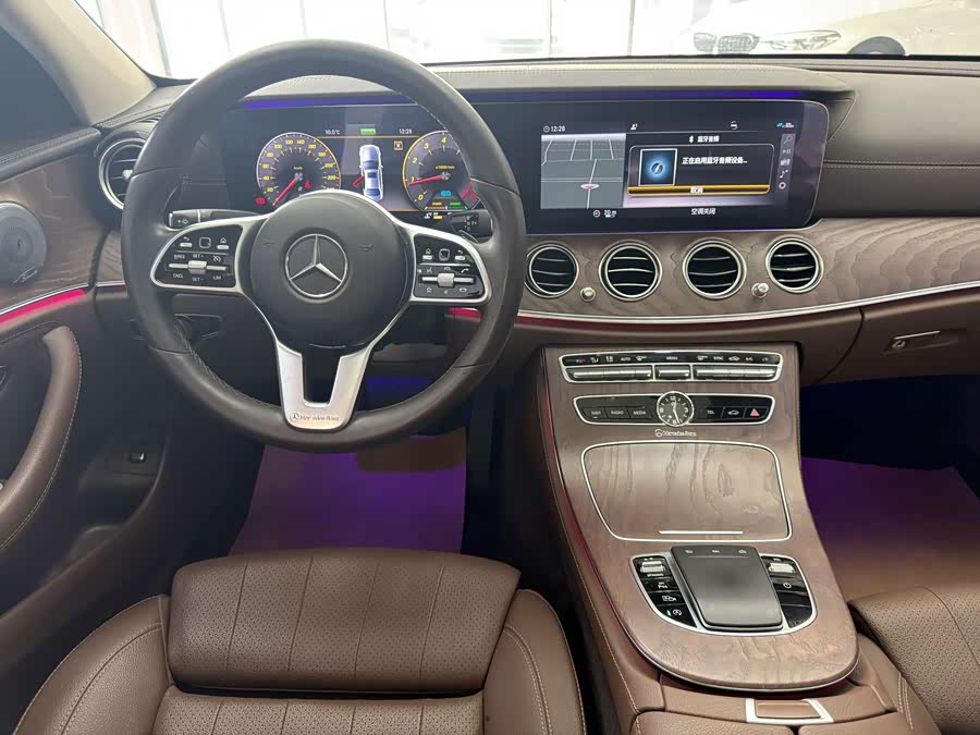 Mercedes-Benz E Class 2019 car image #9