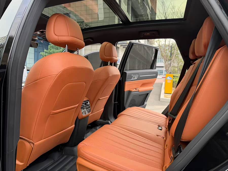 Jetour X70L 2025 car image #9