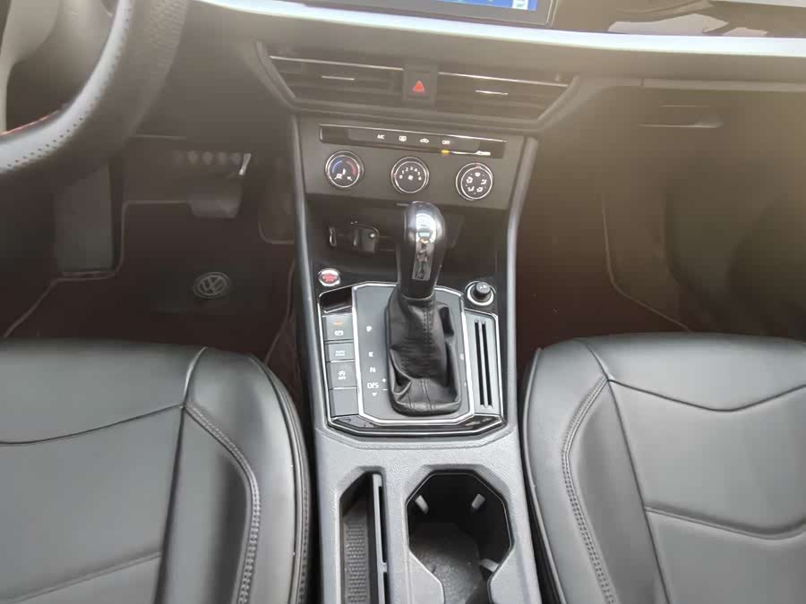 Volkswagen Lavida 2020 #9 Volkswagen Lavida 2020 car image #9