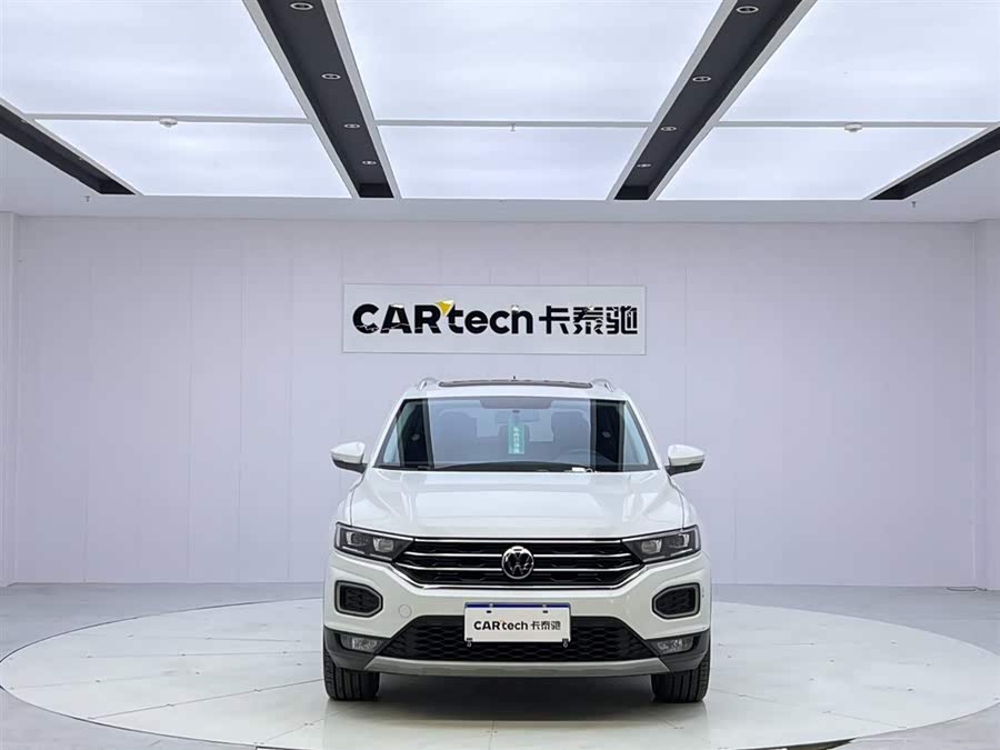 Volkswagen T-Roc 2021 car image #9