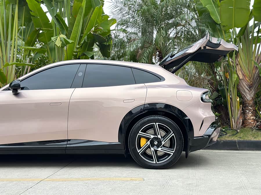 小米汽车 小米YU7 2025 #9 小米汽车 小米YU7 2025 汽车图片 #9