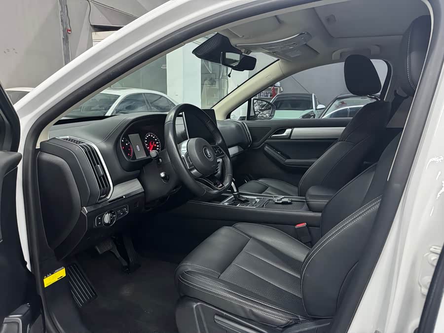 BYD Tang 2018 #9 BYD Tang 2018 car image #9