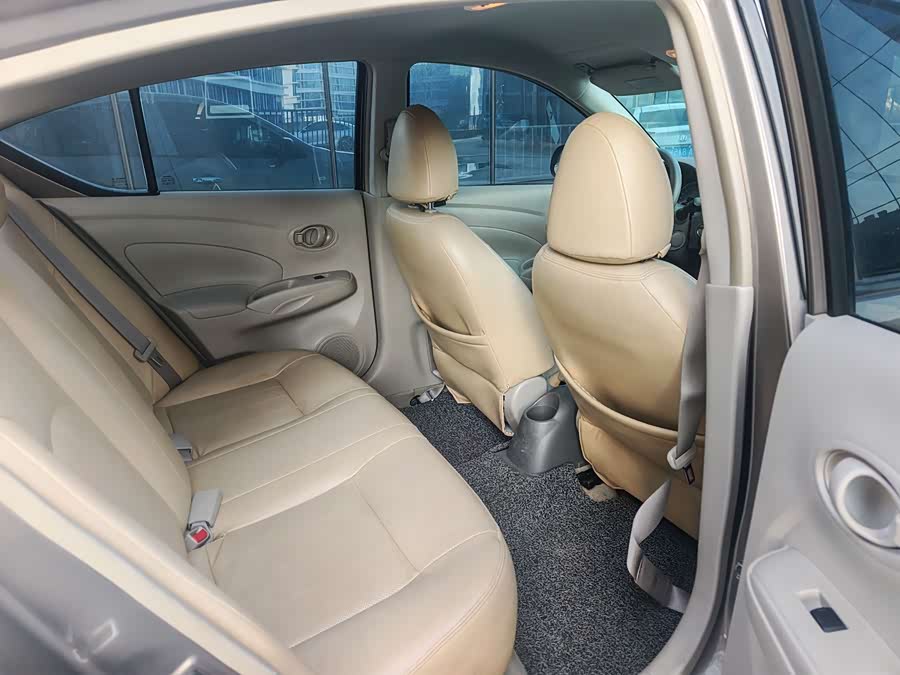 Nissan Sunny 2018 #9 Nissan Sunny 2018 car image #9
