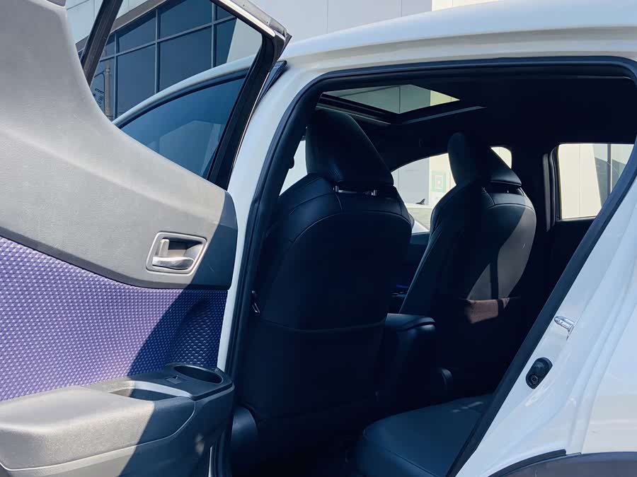 Toyota C-HR 2021 immagine di auto #9