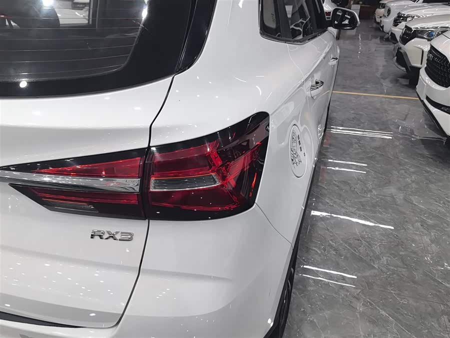 Roewe RX3 2020 изображение автомобиля #9