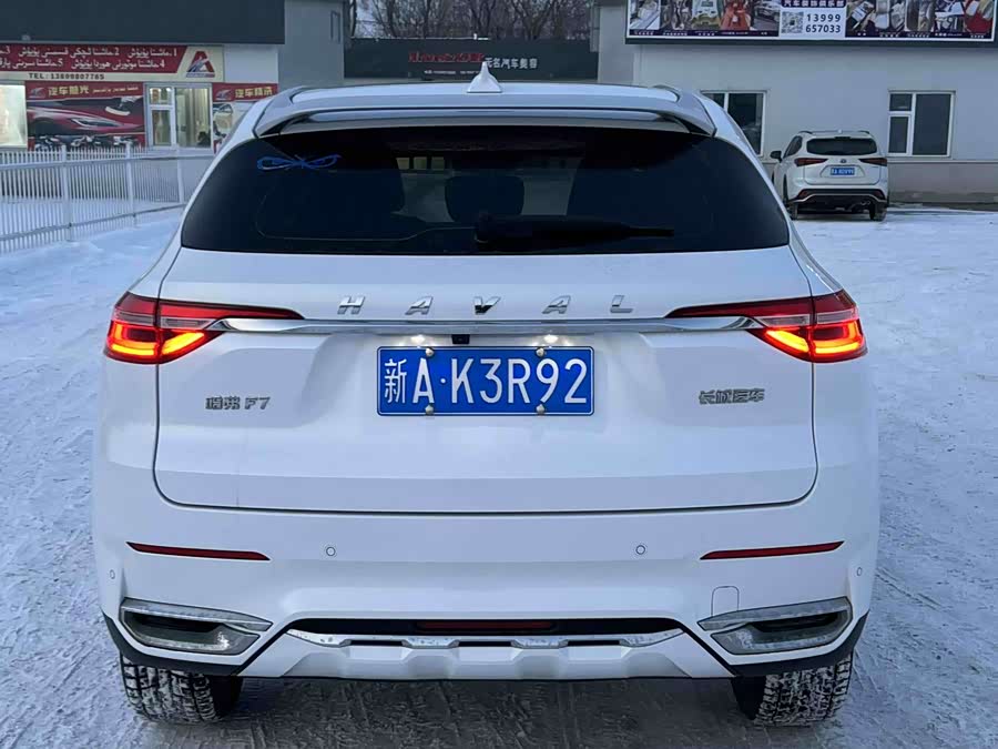 Haval F7 2021 car image #9