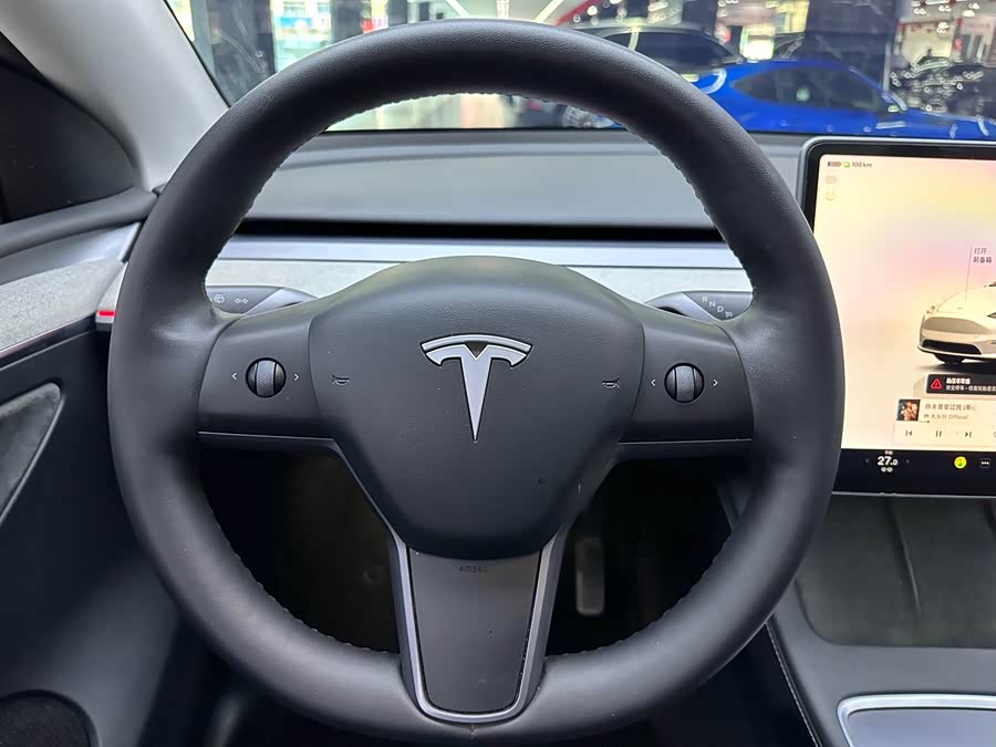 Tesla Model Y 2023 #9 Tesla Model Y 2023 car image #9