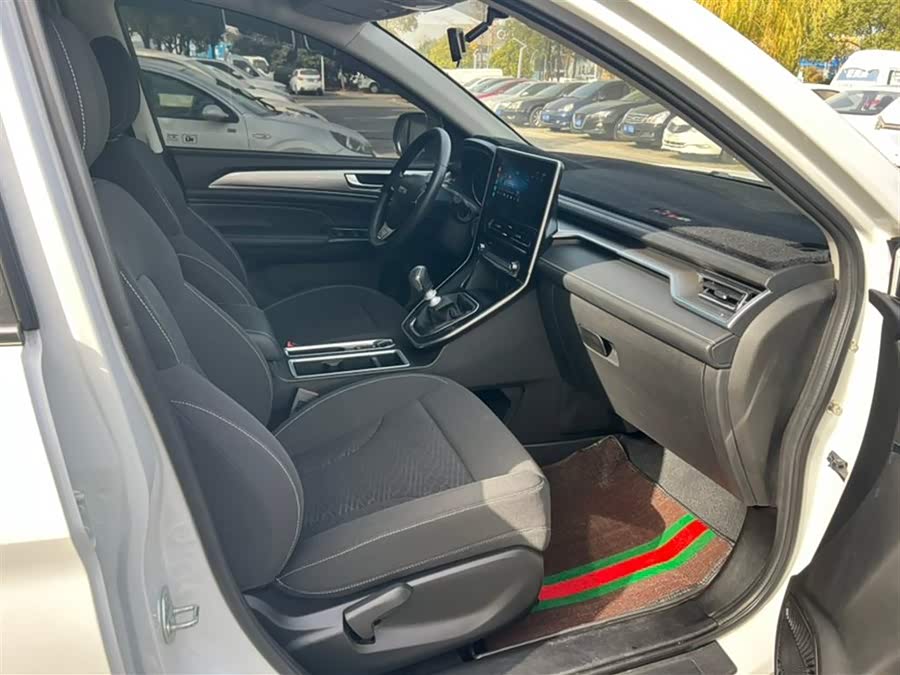 Haval M6 2023 #9 Haval M6 2023 car image #9