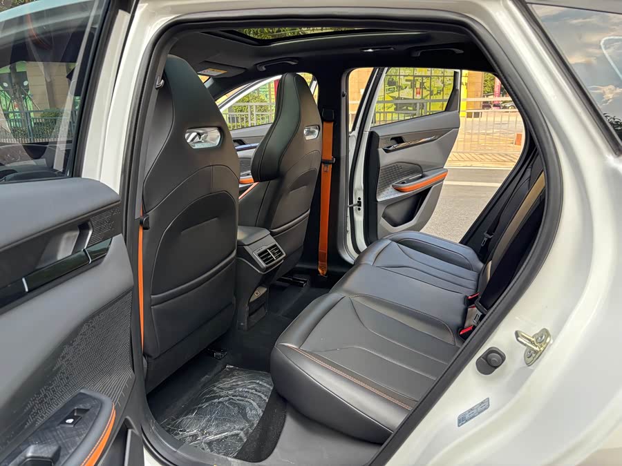 Changan UNI-V 2023 car image #9