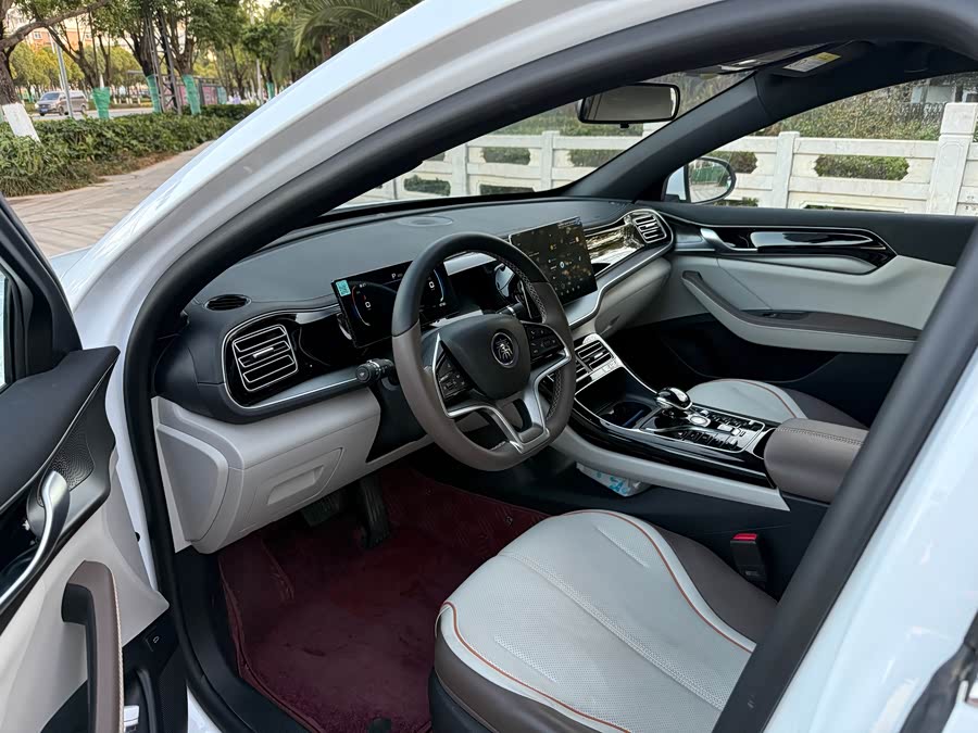 BYD Qin Plus 2025 car image #9