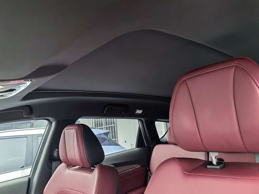 Jetour X70 PLUS 2022 car image #9