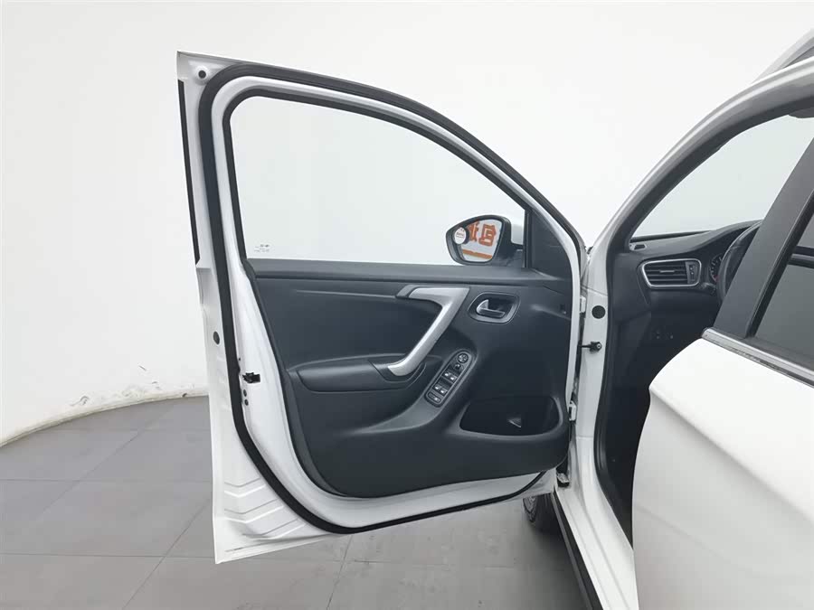 Citroen C3-XR 2015 car image #9