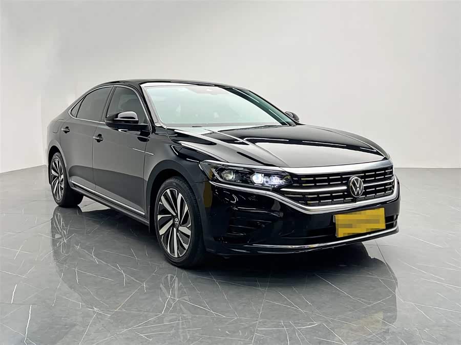 Volkswagen Passat 2023 car image #9