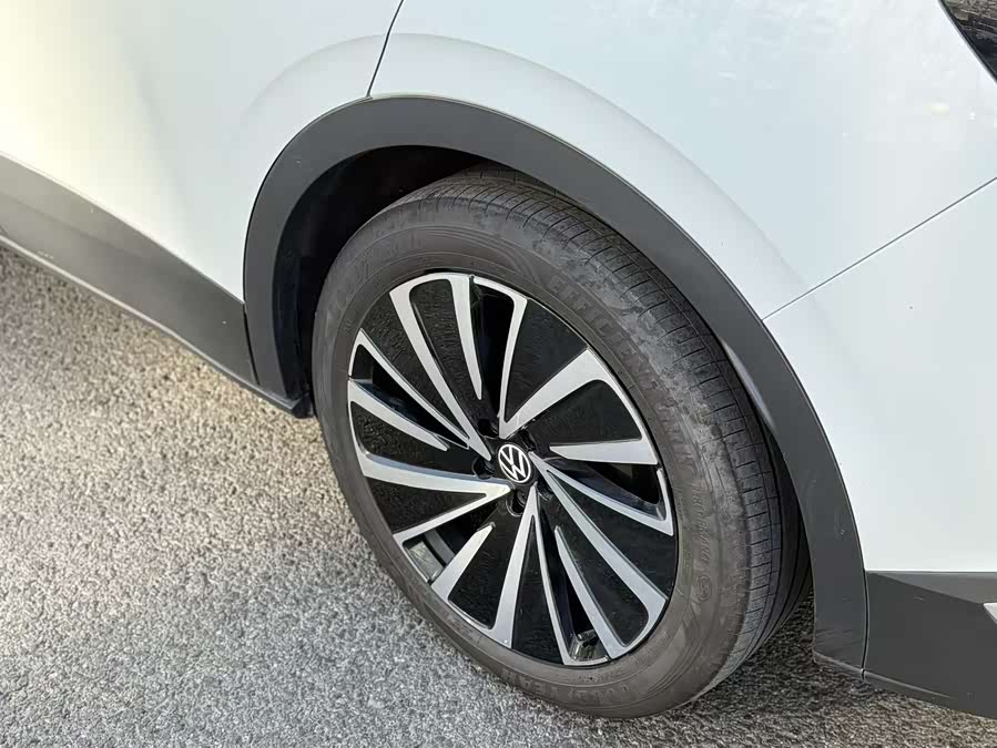 Volkswagen ID.4 X 2022 immagine di auto #9