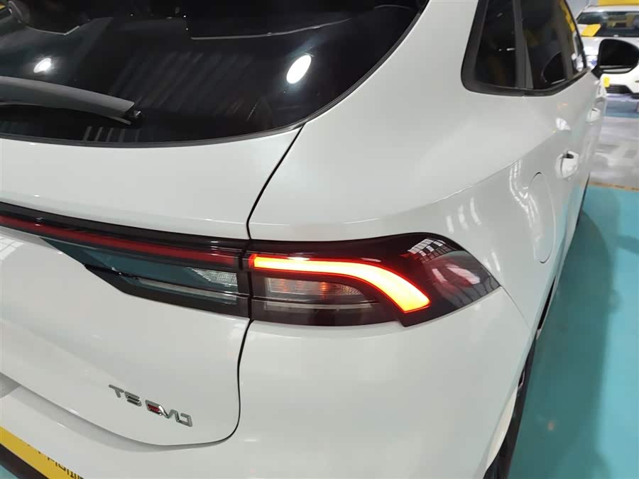 Forthing T5 EVO 2021 #9 Forthing T5 EVO 2021 immagine di auto #9