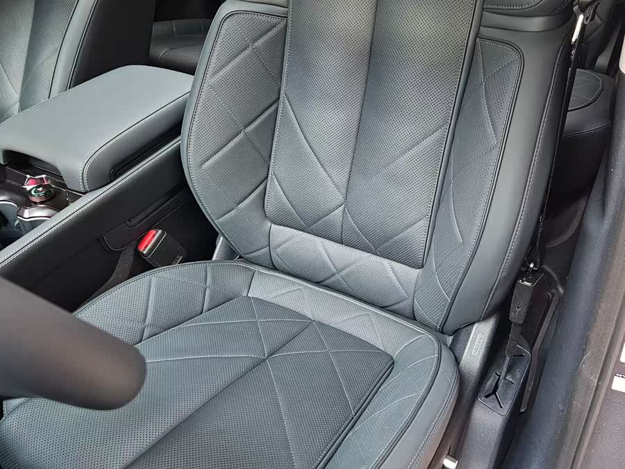 FangChengBao Leopard 5 2024 car image #9