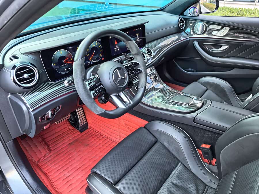 Mercedes-Benz E AMG 2021 صورة سيارة #9