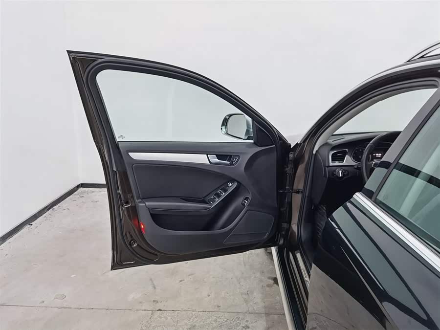 Audi A4 (Imported) 2012 #9 Audi A4 (Imported) 2012 car image #9