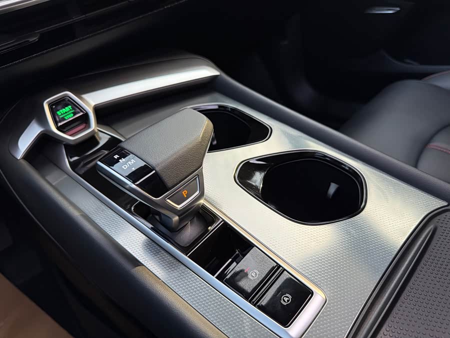 MG 7 2025 car image #9