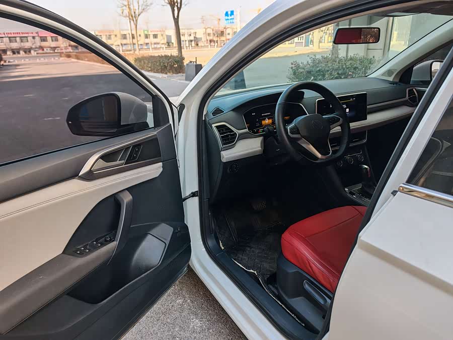 Volkswagen Tharu 2023 car image #9
