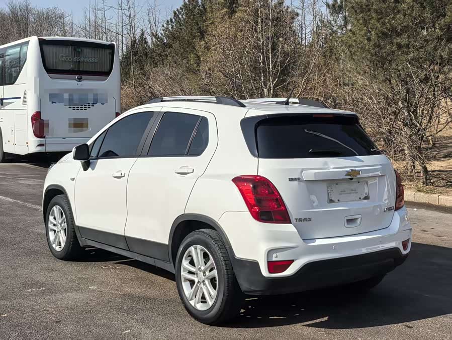 Chevrolet Tracker 2018 car image #9