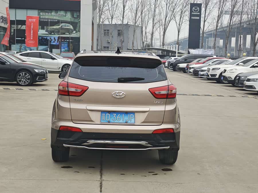 Hyundai ix25 2015 #9 Hyundai ix25 2015 car image #9