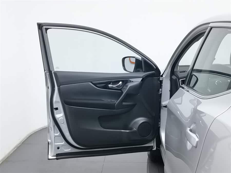 Nissan Qashqai 2017 car image #9