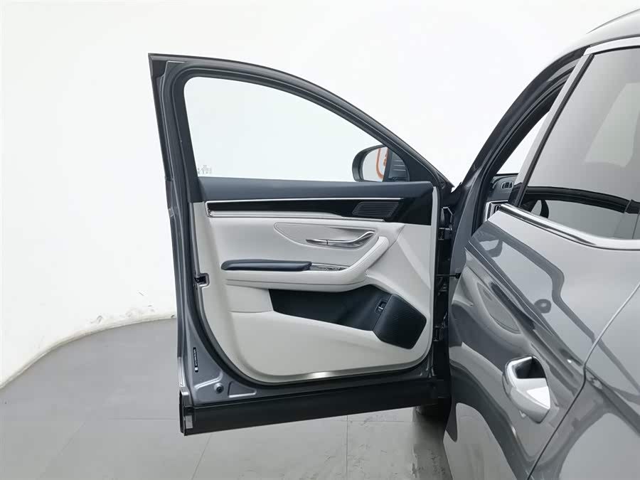 BYD Song Plus New Energy 2024 car image #9