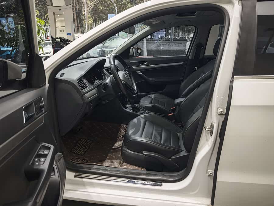 Volkswagen Lavida 2017 #9 Volkswagen Lavida 2017 car image #9