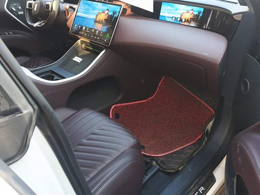 Avatr 11 2024 #9 Avatr 11 2024 car image #9