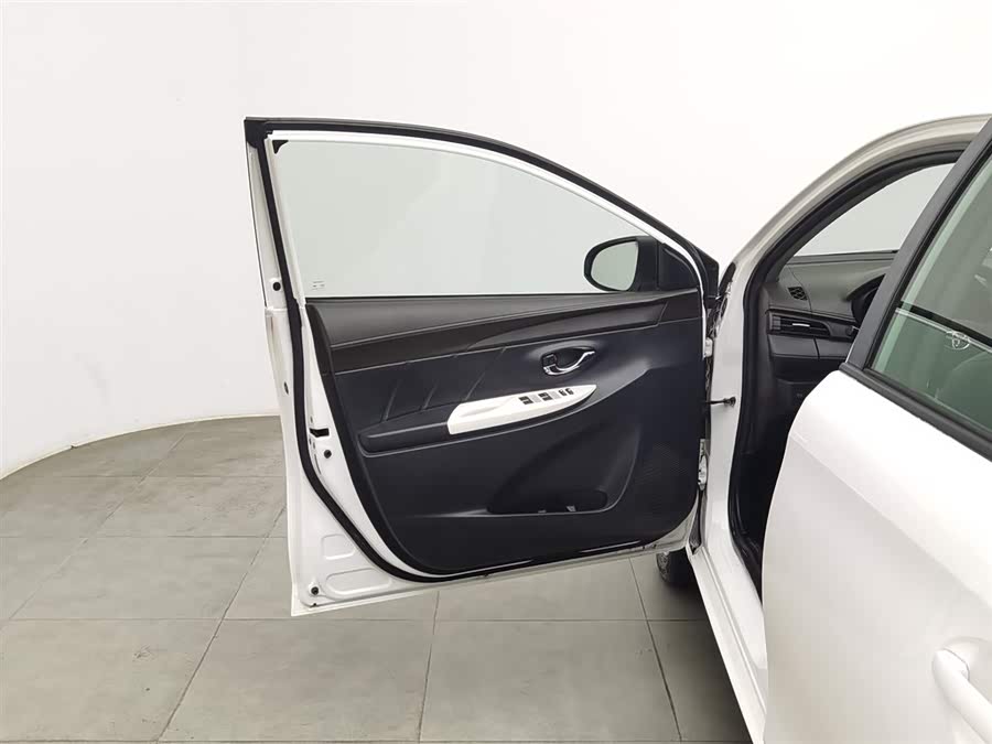 Toyota Yaris L Zhixuan 2021 image de voiture #9