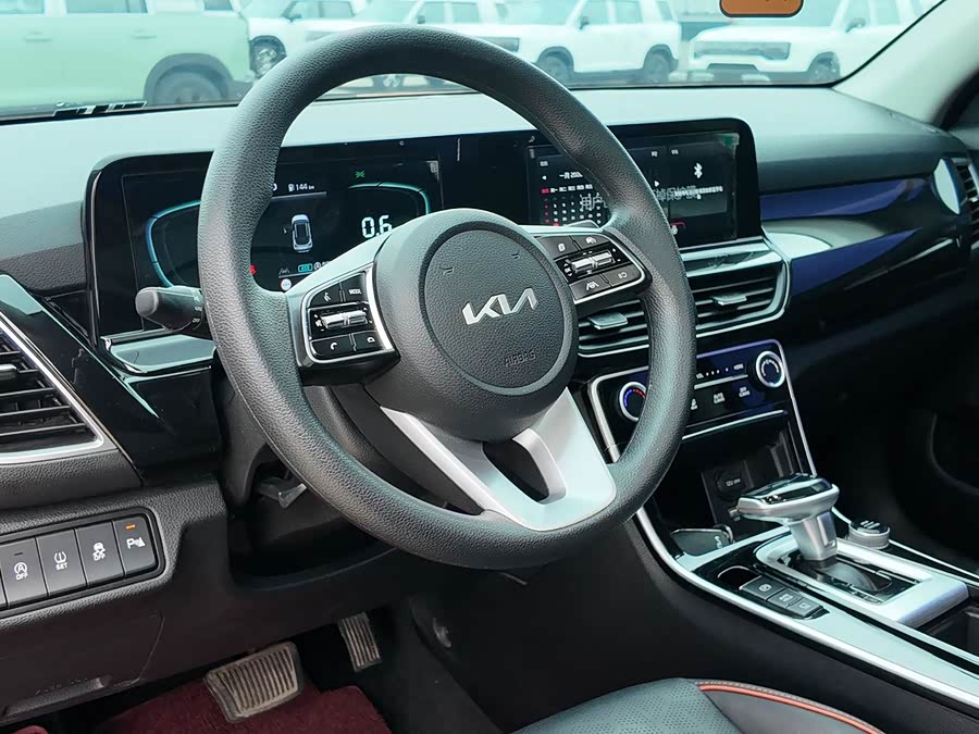 起亚 赛图斯 2023 汽车图片 #9