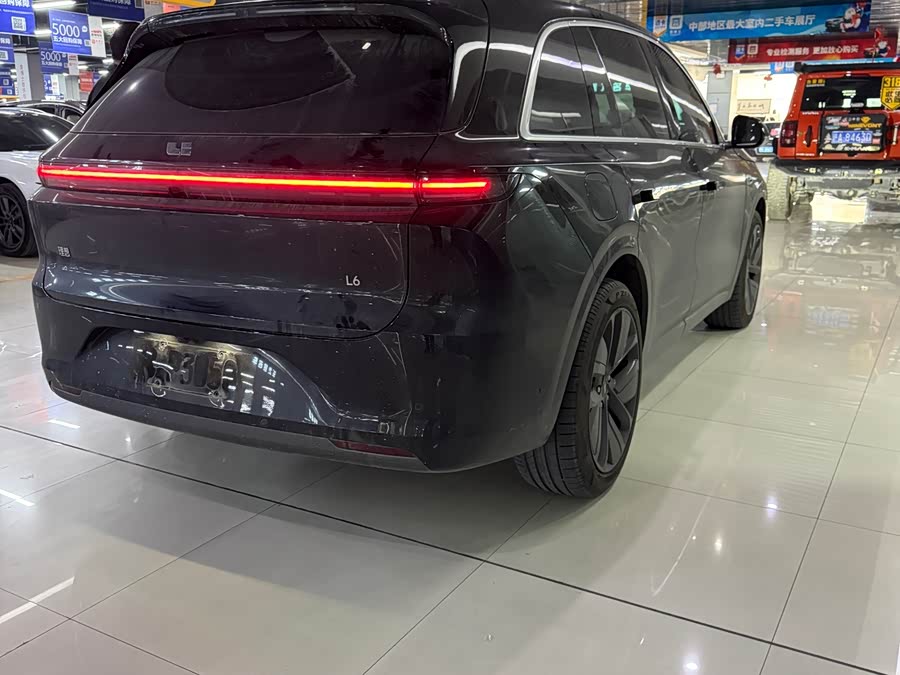 Li L6 2025 imagen de coche #9