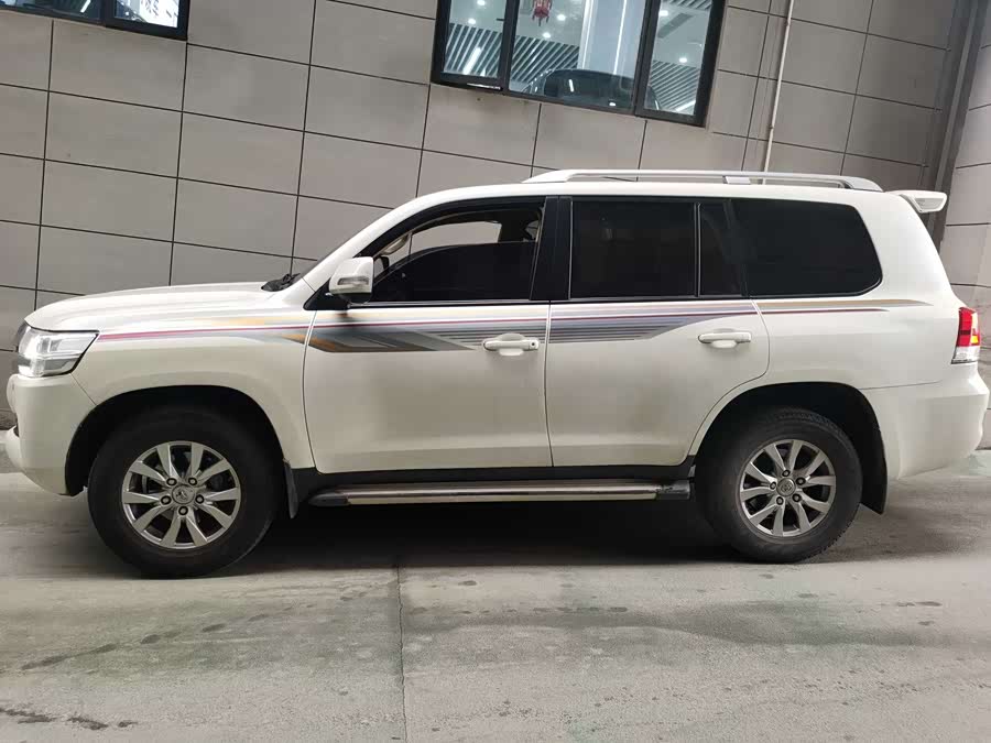 Toyota 2019 #9 Toyota 2019 car image #9