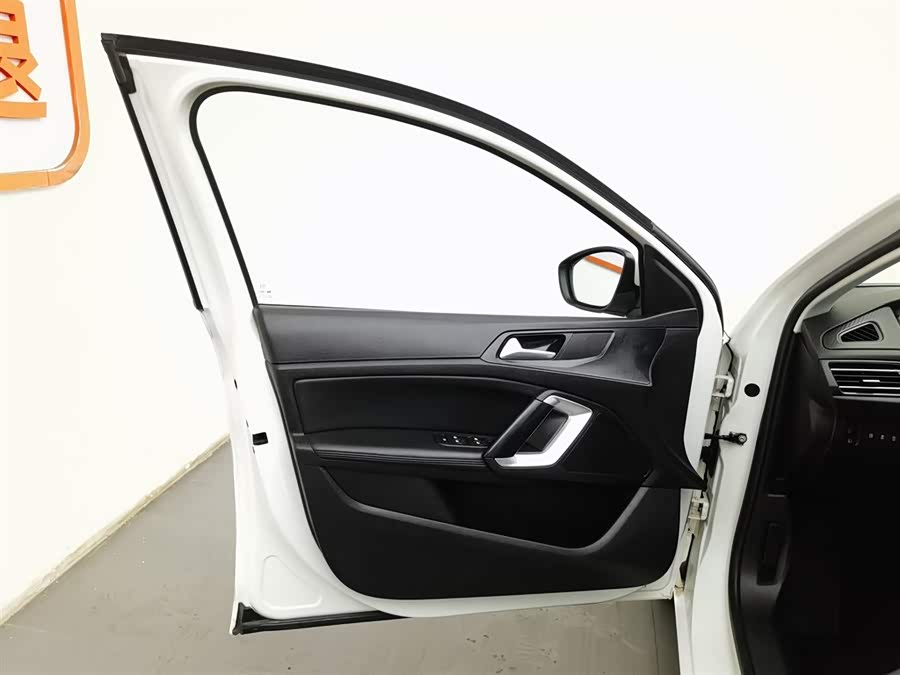 标致 标致308 2018 汽车图片 #9