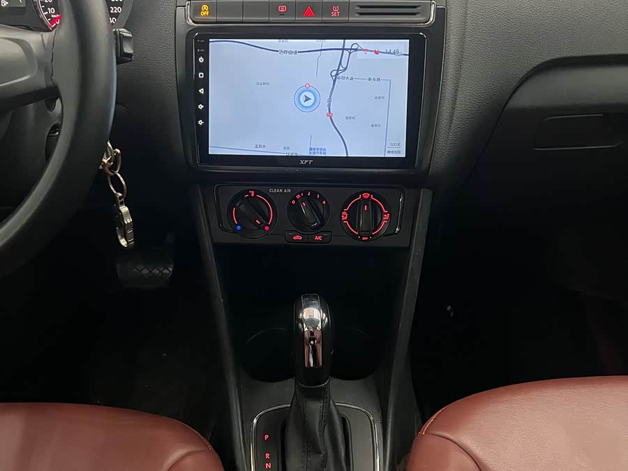 Volkswagen Polo 2018 car image #9