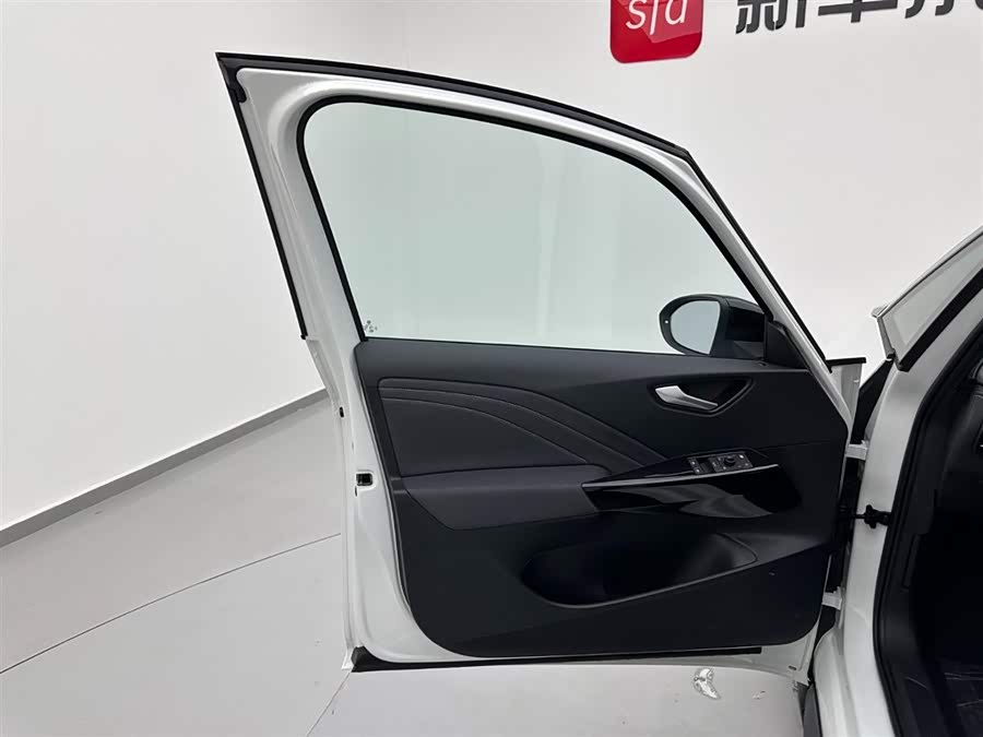 Volkswagen 2025 car image #9