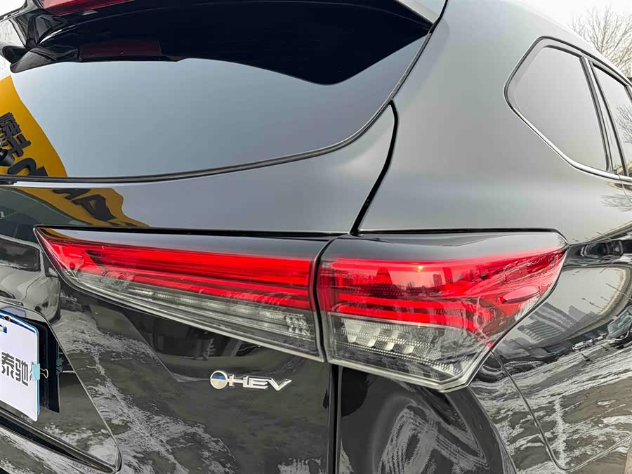 Toyota Highlander 2025 car image #9