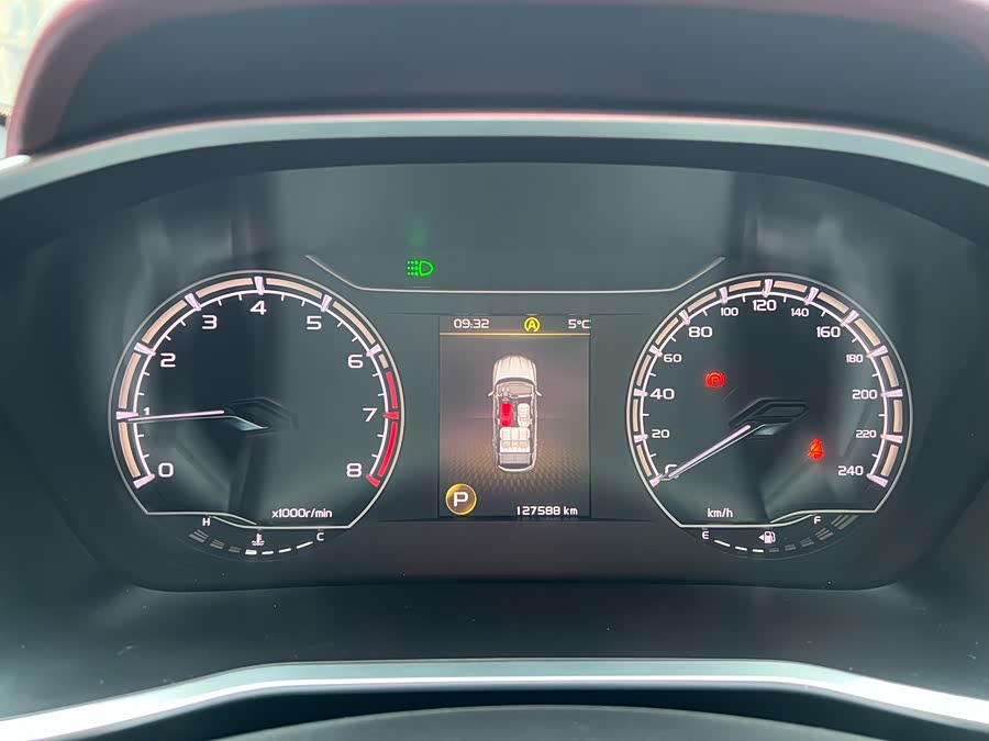 GEELY Coolray 2020 car image #9