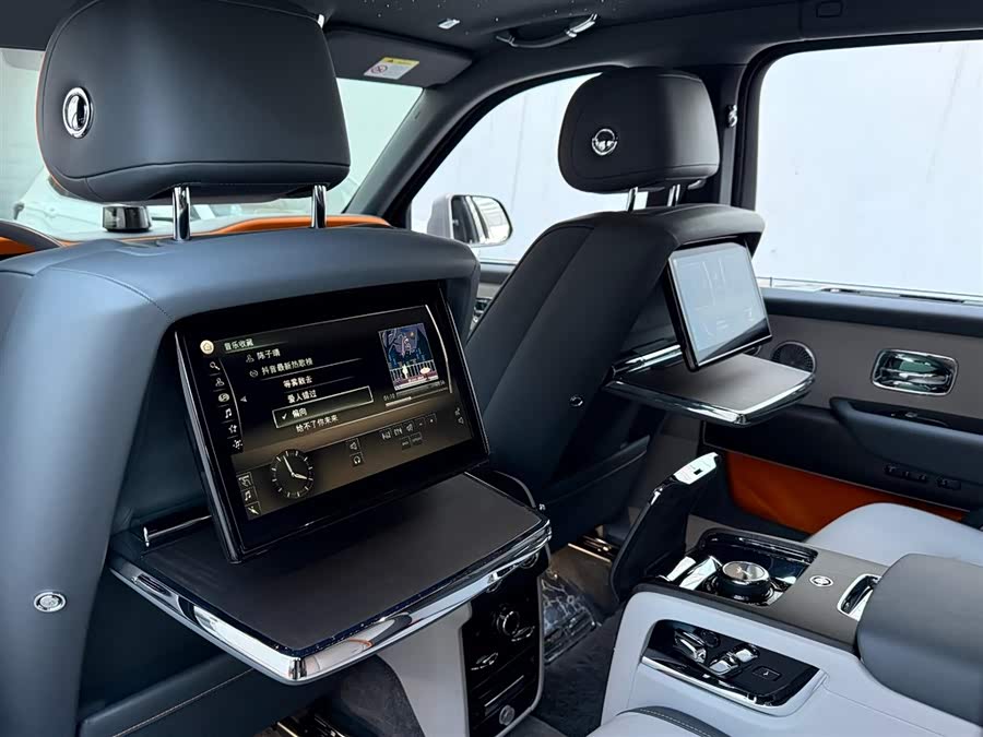 劳斯莱斯 库里南 2021 汽车图片 #9