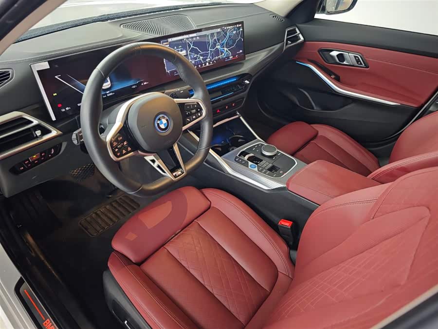 BMW i3 2024 car image #9