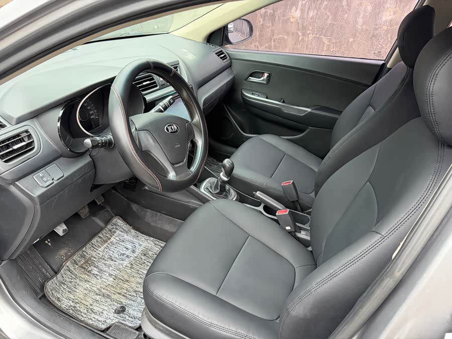 Kia K2 2015 imagen de coche #9