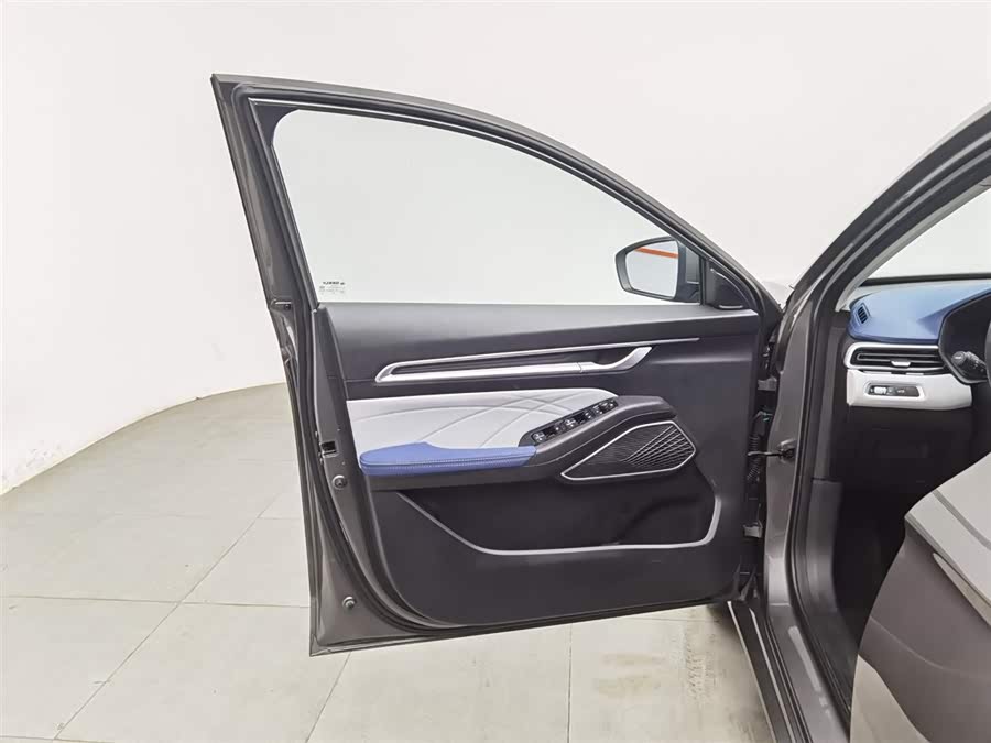 GEELY Emgrand 2022 car image #9