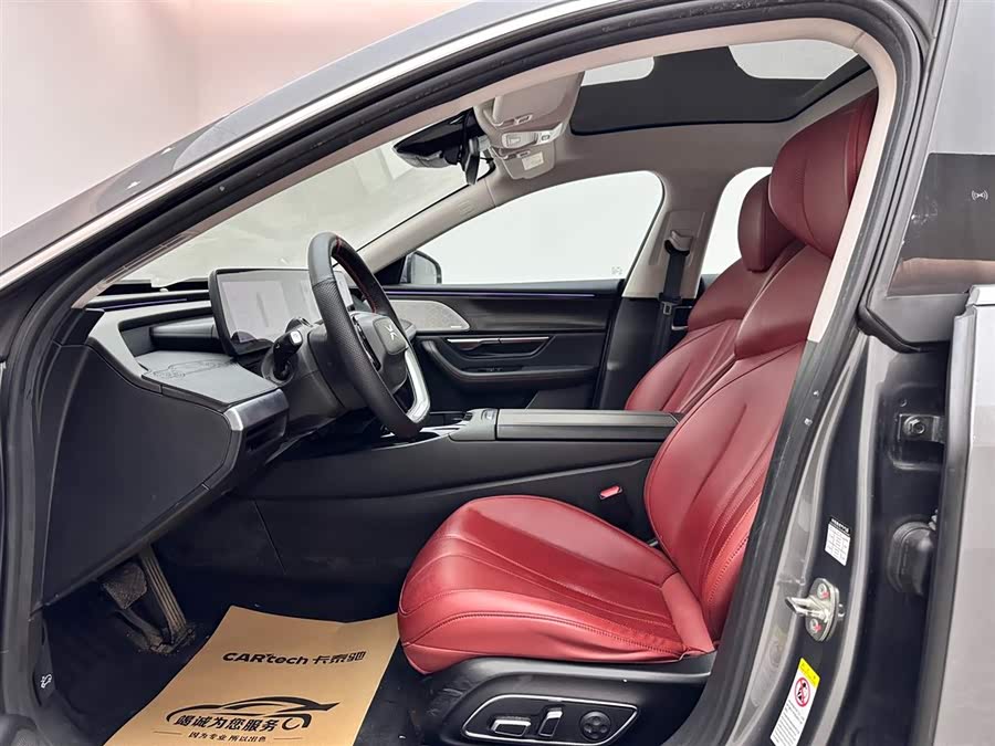 Xpeng P7 2022 صورة سيارة #9