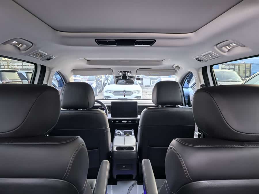 GAC Trumpchi E8 2024 car image #9