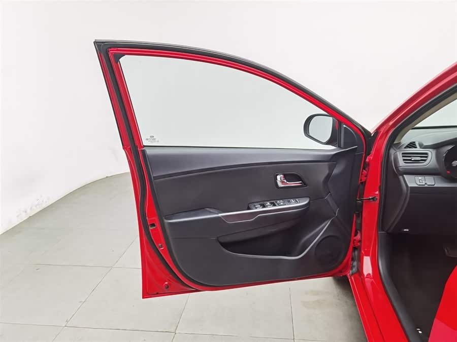 Kia K2 2013 image de voiture #9