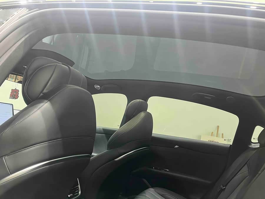 Deepal L07 2025 image de voiture #9