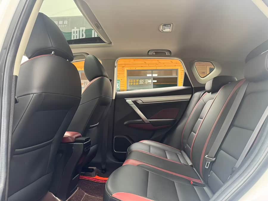 GEELY Coolray 2021 car image #9