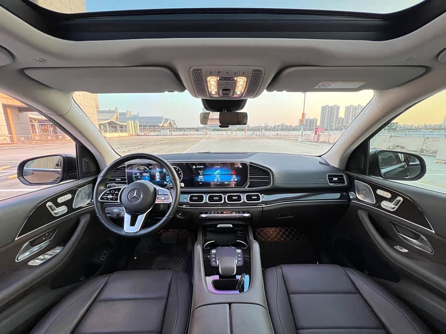 Mercedes-Benz GLE Class 2023 car image #9